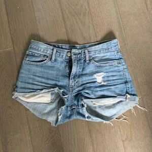 Levi’s denim shorts